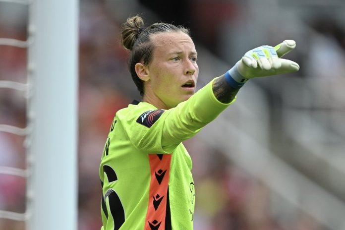 Pauline Peyraud-Magnin, Arsenal - Crystal Palace, J2 WSL 2026-2027