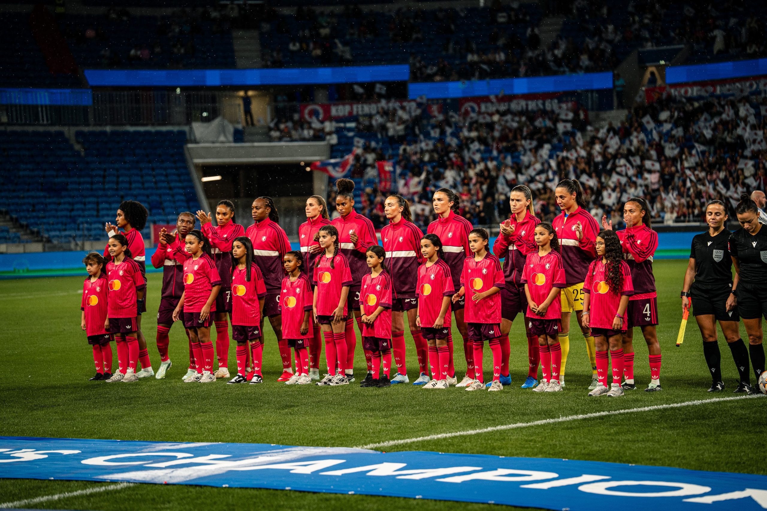 La grosse boulette de Williamson profite au Paris FC, une histoire de VAR et un nul entre l’OL Lyonnes et Chelsea